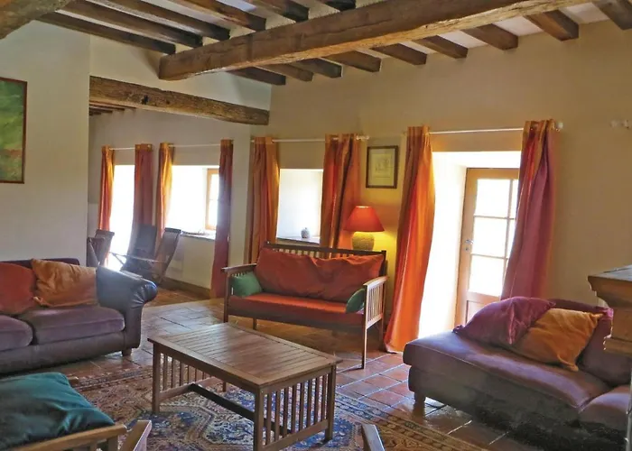 Stunning In En Champagne