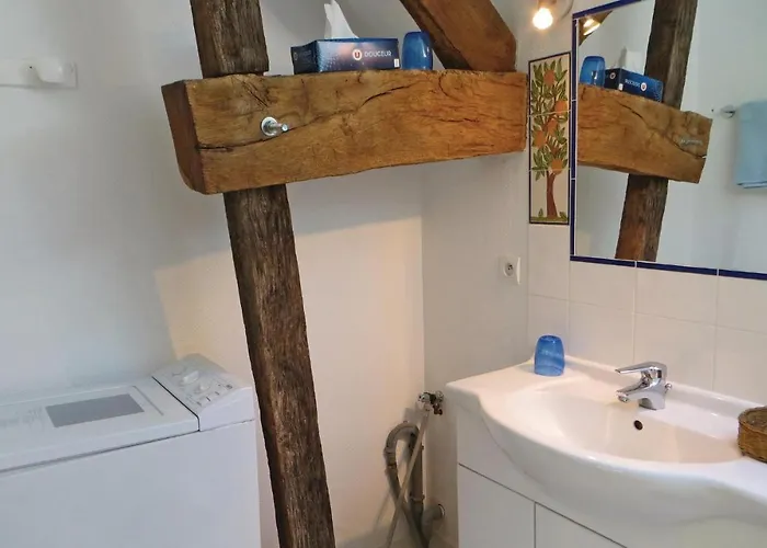 Stunning In En Champagne